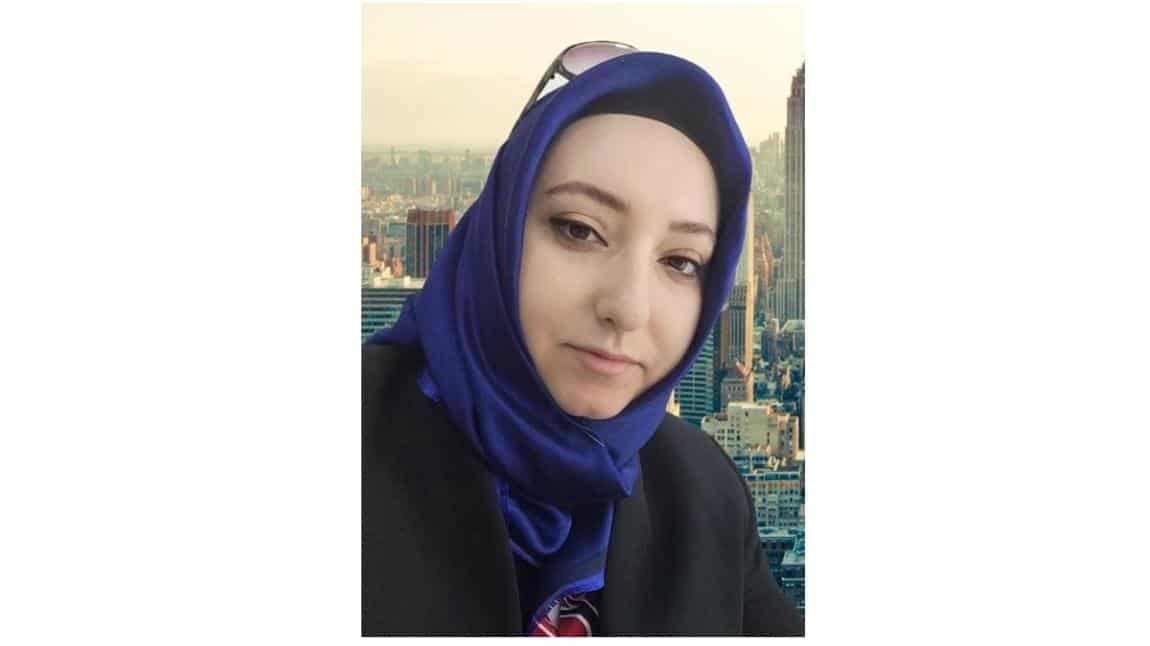Ebru COŞKUN BOYRAZ - Okul Müdürü