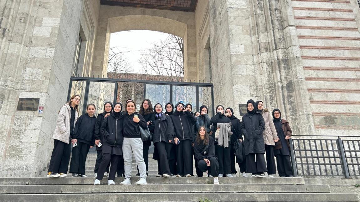Harezmi Projesi Öğrencileri İstanbul Üniversitesi 100. Yıl Bilim Çalıştayında